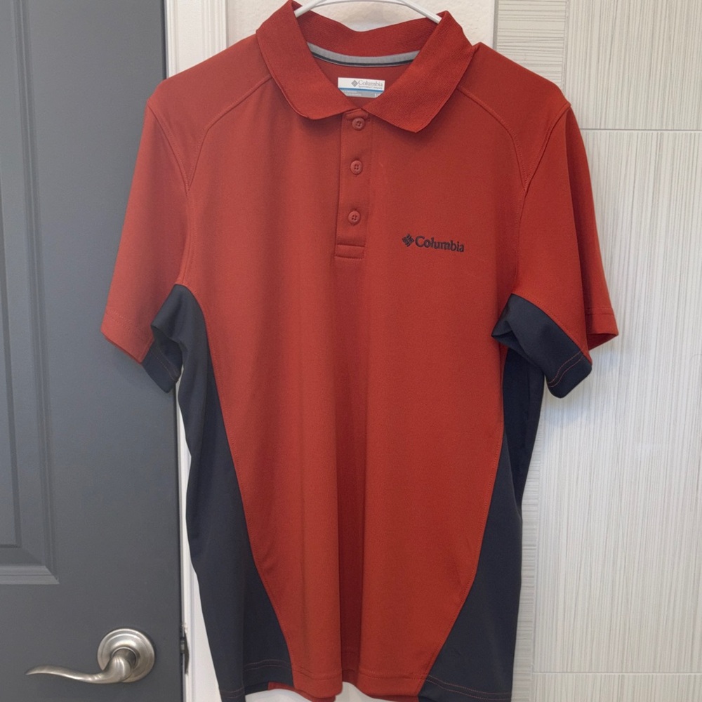NWOT COLUMBIA Two-Tone “Burnt Orange” and Grey Polo